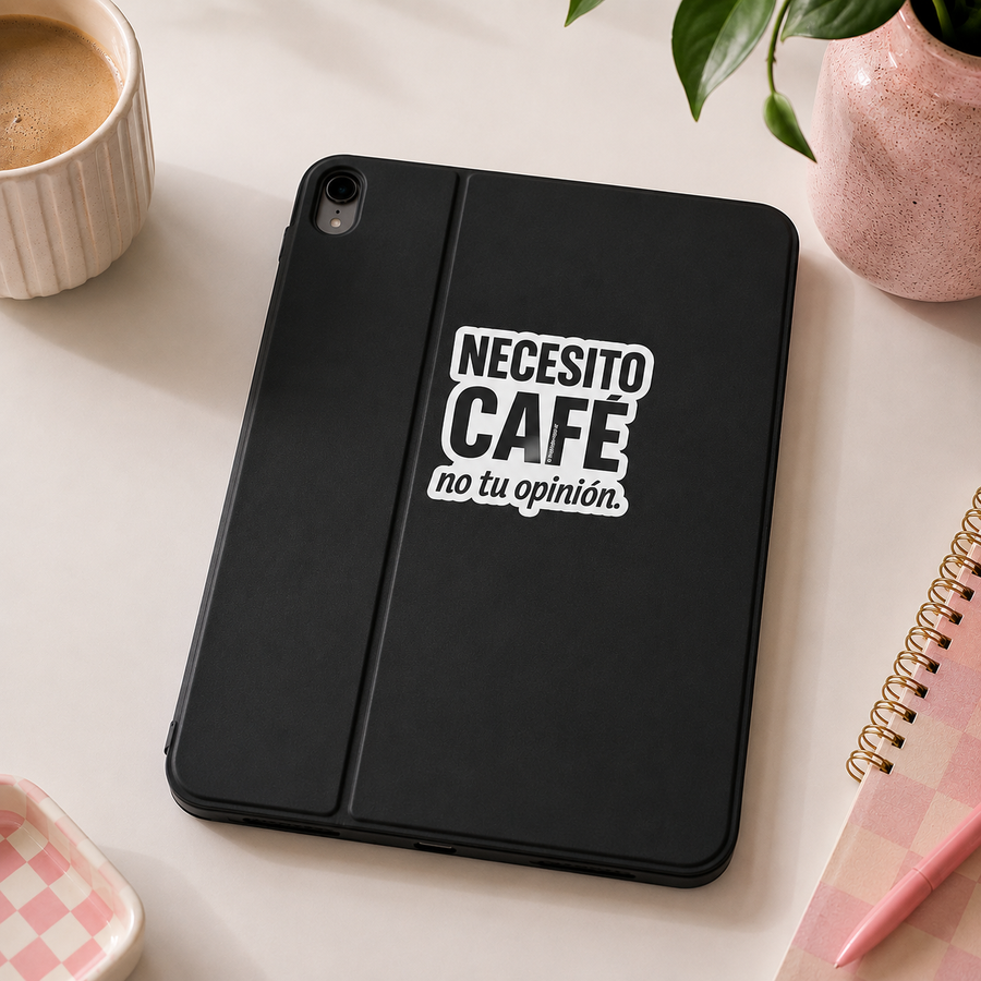 Sticker – Necesito Café, No Tu Opinión