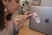 Sticker "Espera que me importe"